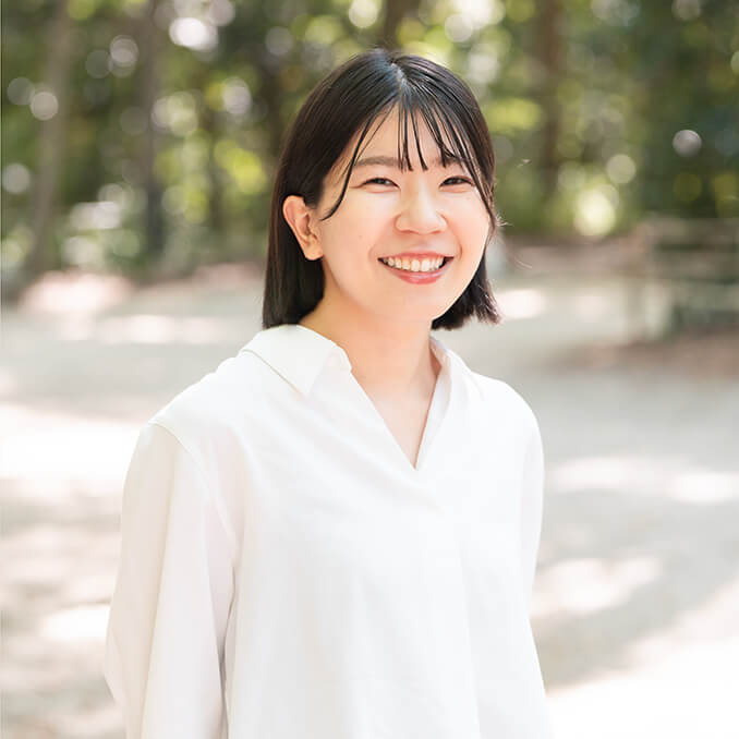 田畑有希コーチの顔写真