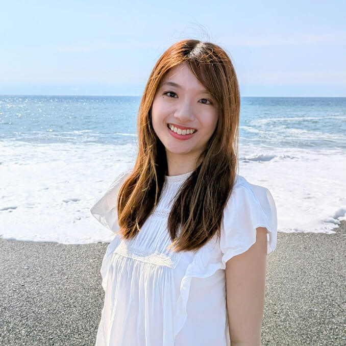 高山友里菜コーチの顔写真