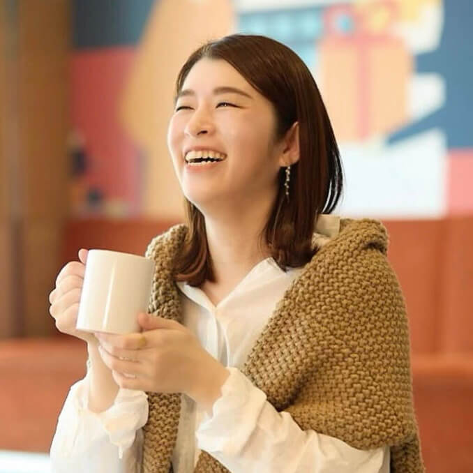 藤田綾香コーチの顔写真